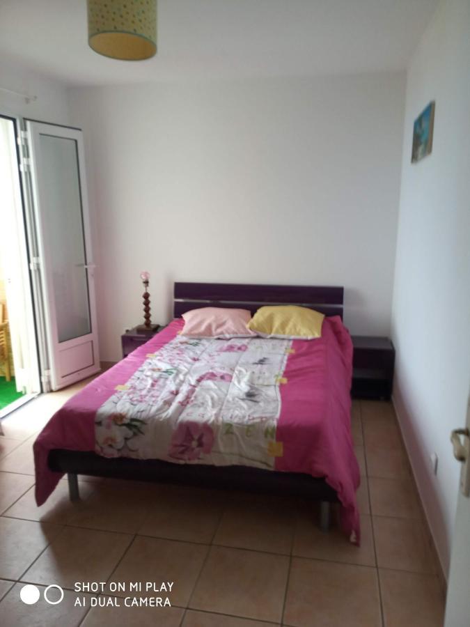 Charmant Studio Dans Le Sud, Ideal Pour Un Couple Trois Mares Екстер'єр фото